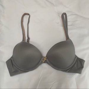 Victoria’s Secret body bra